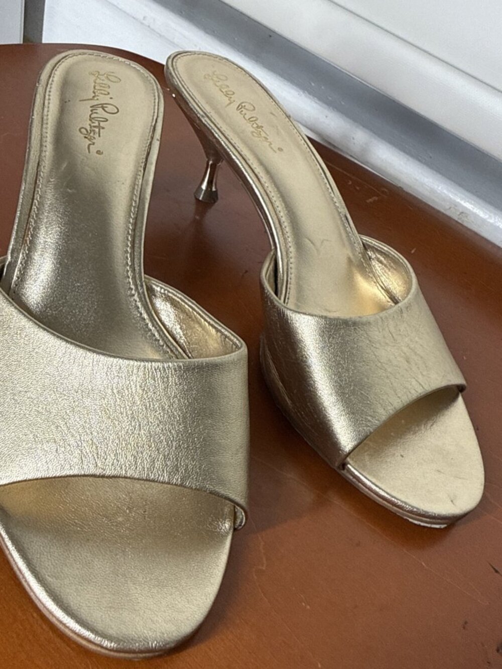 Lilly Pulitzer Gold Open Toe Slip On Stiletto Mule Heels Women's Size 8.5M